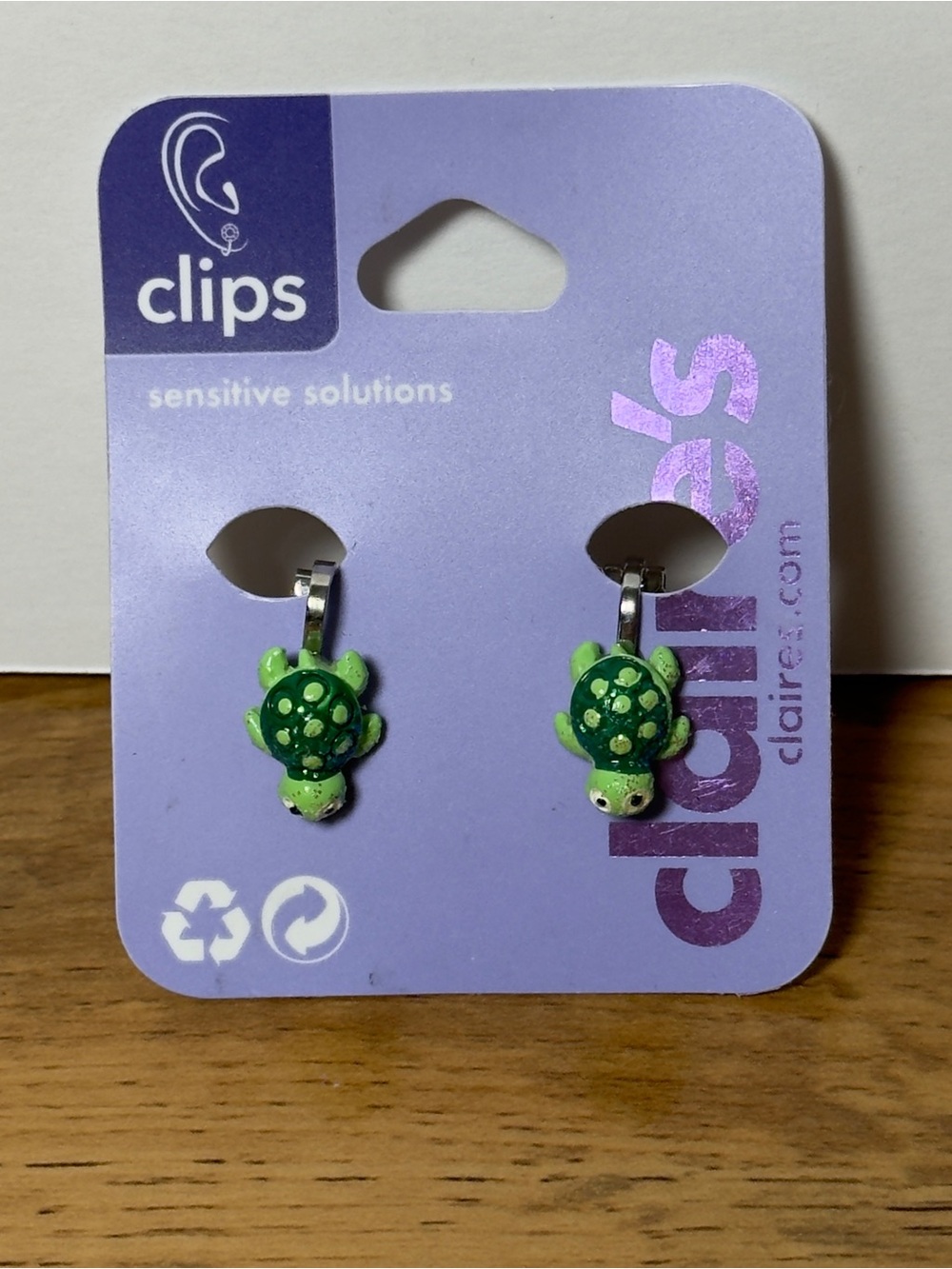 NWT clips Green Turtle Clip-On Earrings by Claire's